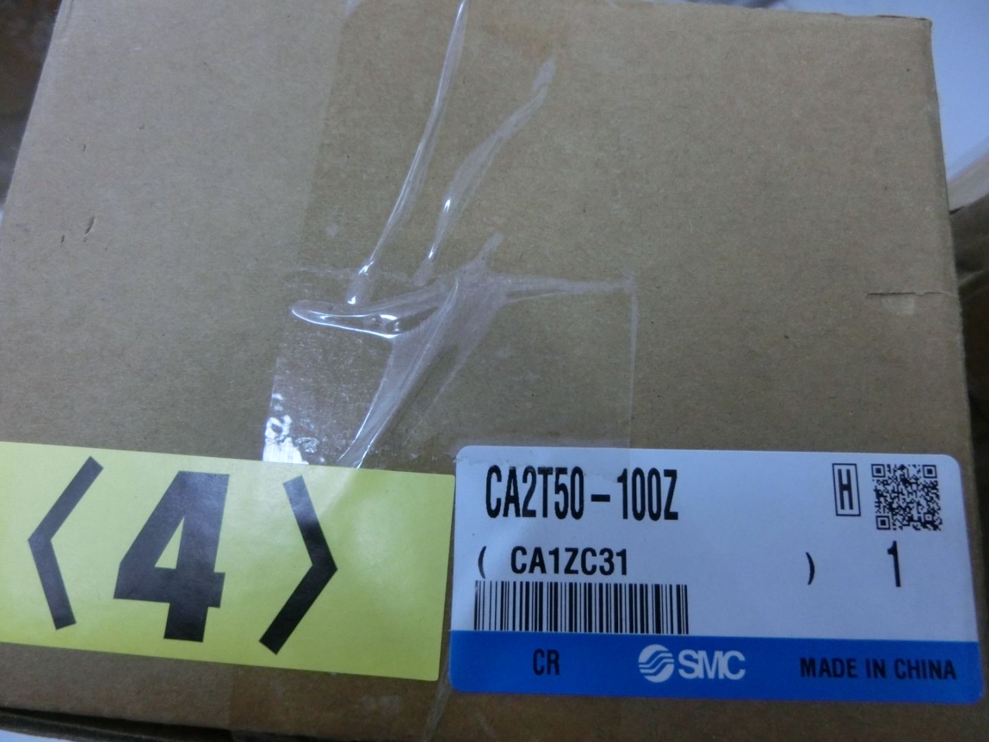 日本SMC CA2T50-100Z气缸标准型双动单杆型CA2系列