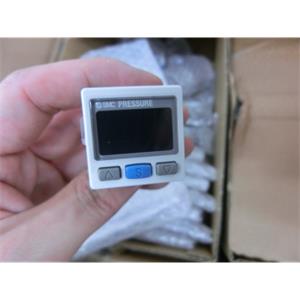 日本SMC气动数显正压表ISE30A-01-N-L带线2mm气动数显正压表