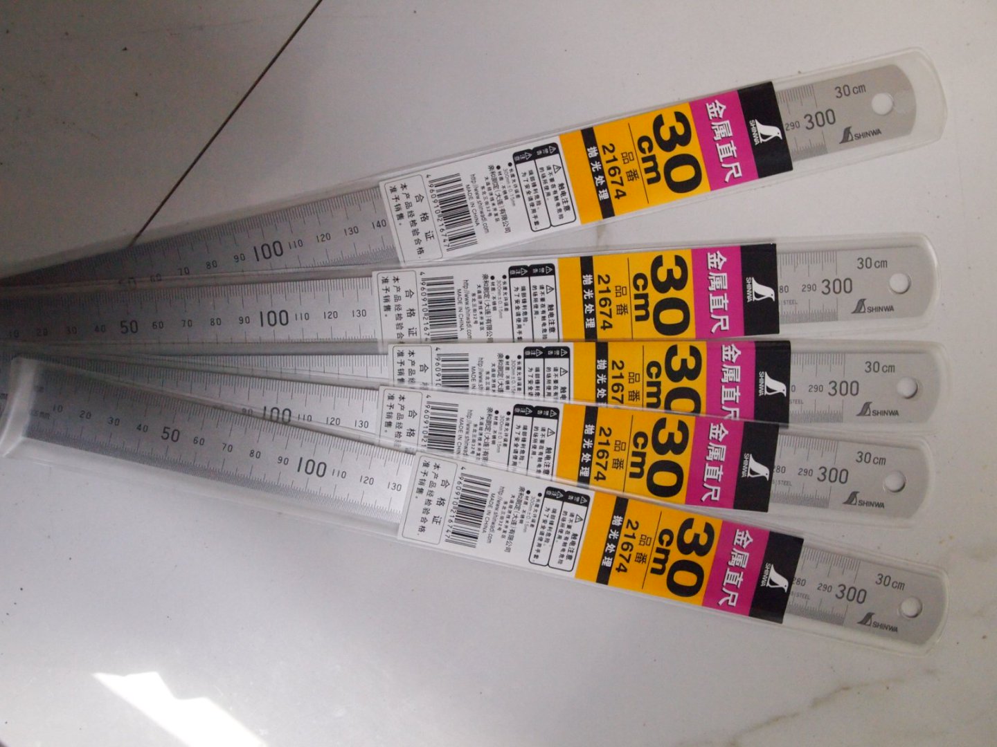 日本SHINWA亲和21674直尺