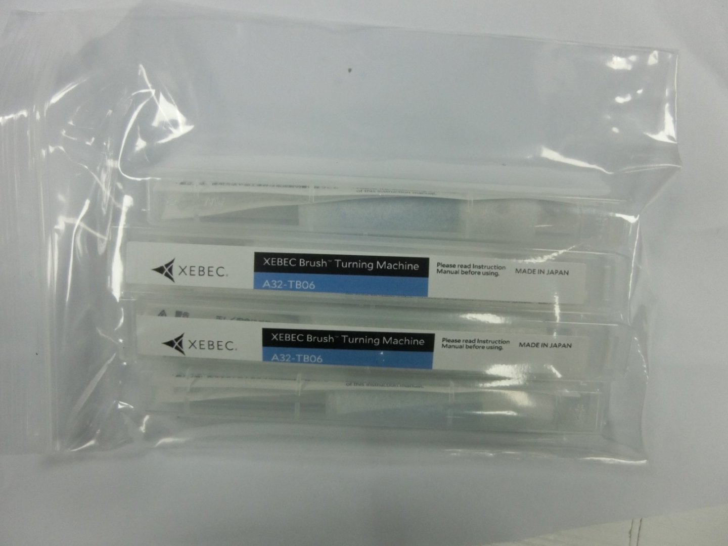 日本XEBEC锐必克A32-TB06螺纹去毛刺陶瓷纤维研磨刷