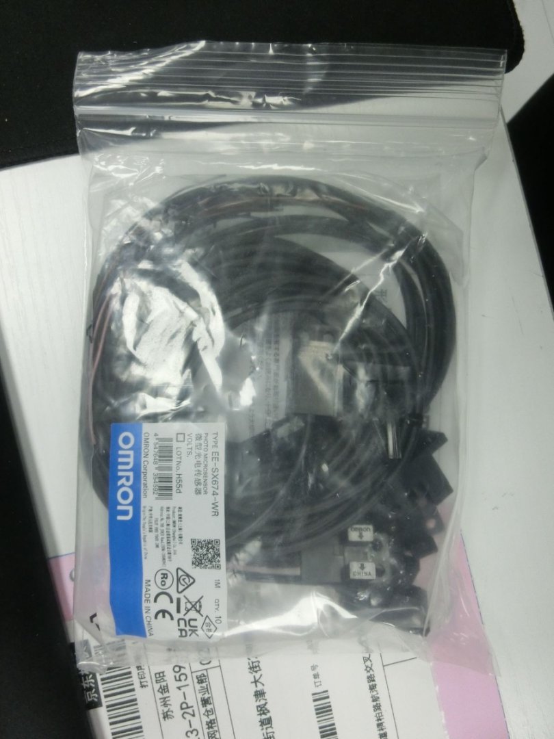 日本OMRON欧姆龙EE-SX674-WR-1M对射型（槽型）光电传感器