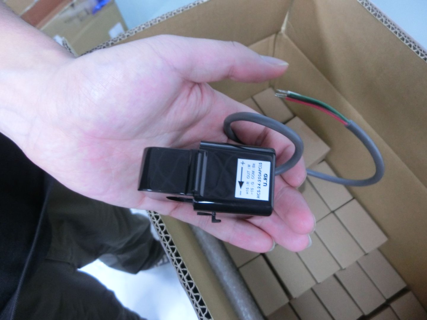 日本URD直流电流传感器HCS-24-250APCLS