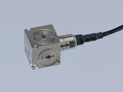 日本TEAC压电型加速度传感器730ZW 李:157*1387*6121